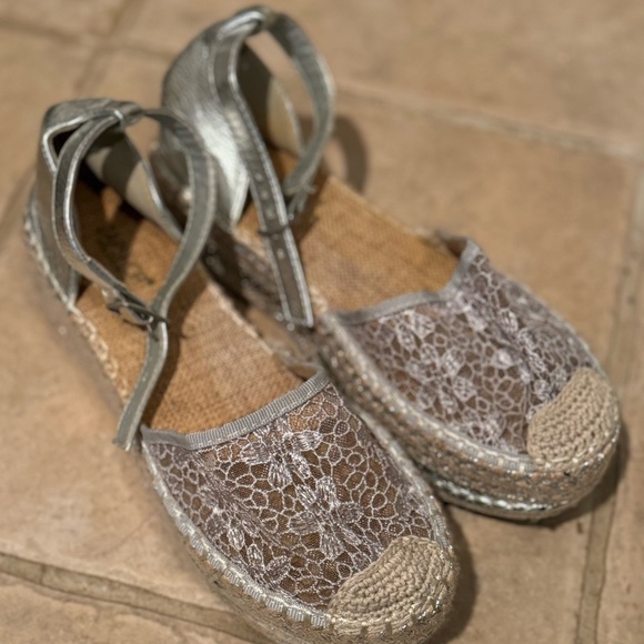 Espadrilles synthetic front behind fabric - Picture 1 of 5